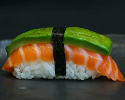 Sushi-SAUMON - AVOCAT